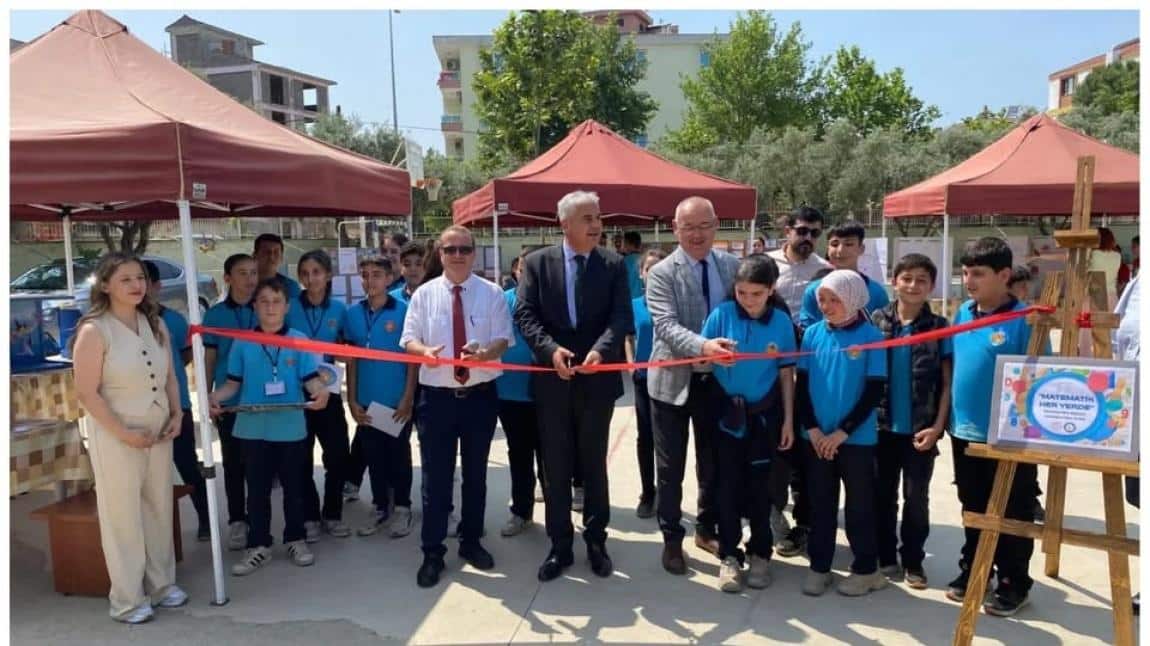 YARINLARA İZ BIRAK PROJELERİ VE YIL SONU SERGİLERİ YAPILDI.